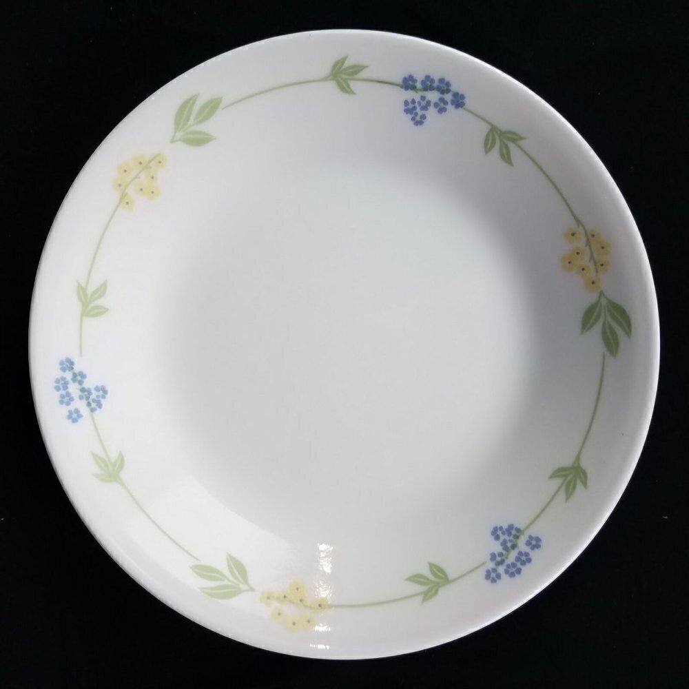 Corelle Secret Garden Dinner Plates Set of 3 - Picture 2 of 5
